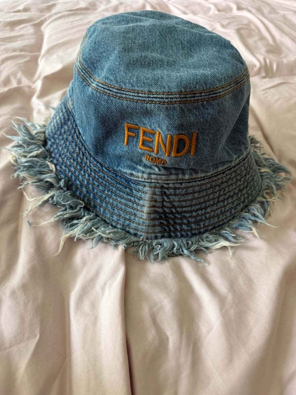 FENDI Bucket hat - Picture 5 of 5